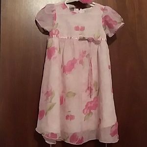 Girls dress